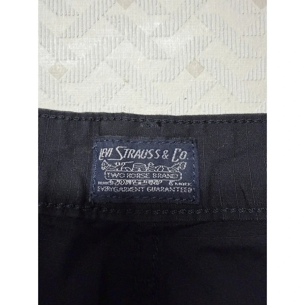 Levi's Khaki Carrier Cargo Shorts Mens Size 40 Black Ripstop Hiking Chino Casual